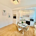 Apartamento Alta - Porta Dipinta 16 *