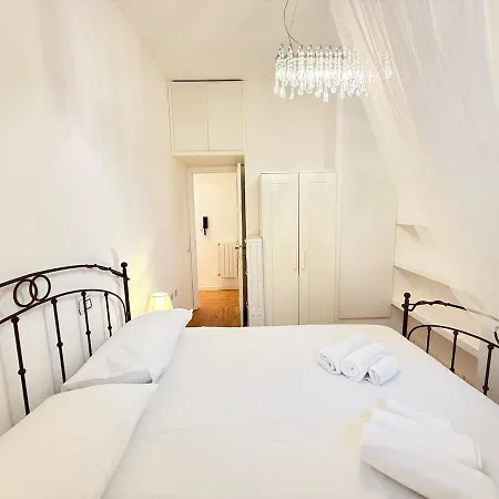 Alta - Porta Dipinta 16 *