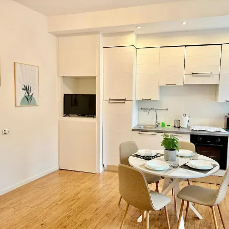 Alta - Porta Dipinta 16 * Бергамо