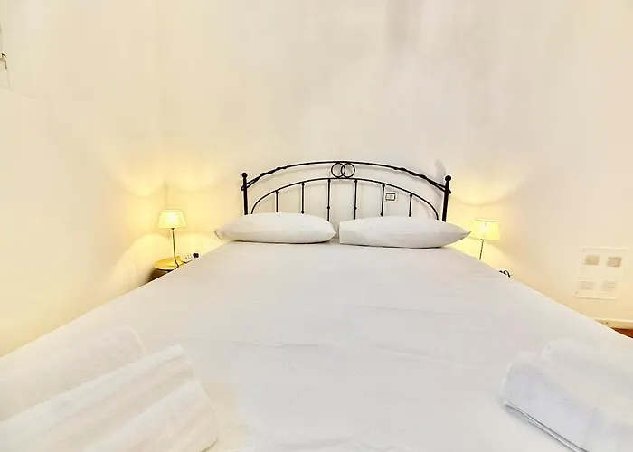 Alta - Porta Dipinta 16 *