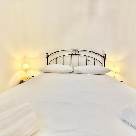 Alta - Porta Dipinta 16 *