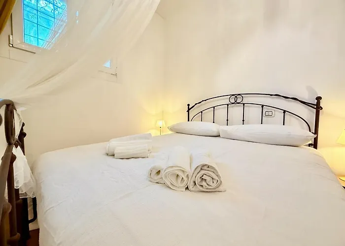 Alta - Porta Dipinta 16